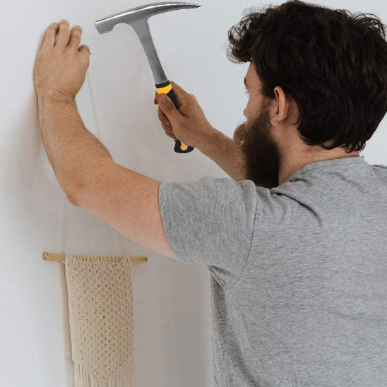 marteau fer de frappe mur