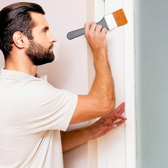 pinceaux-monsieur-peinture-cadrage-de-porte
