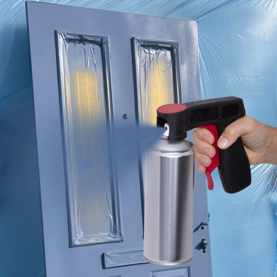 pistolet-pour-la-peinture-bleu-gris-sur-porte